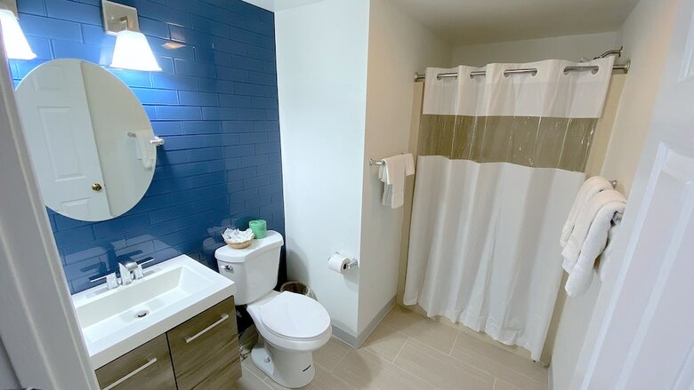 Hotel Founder's Brook Motel And Suites