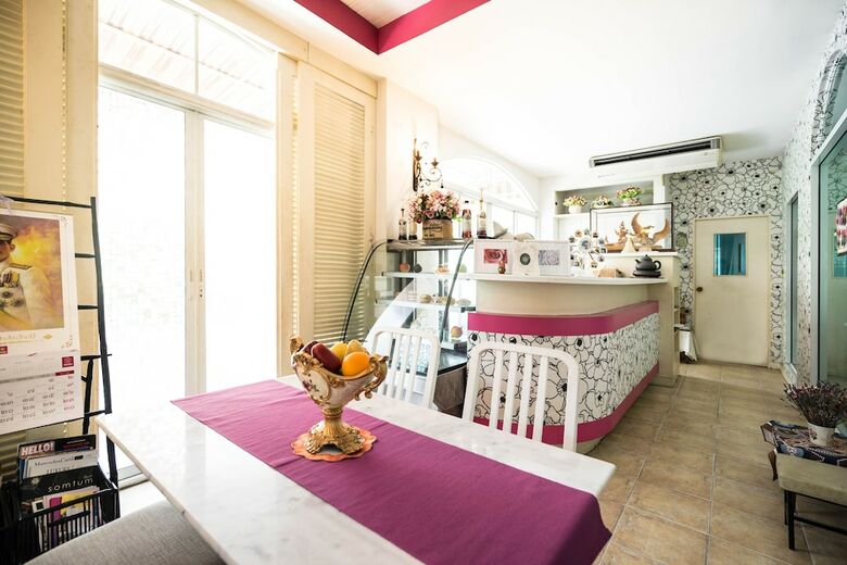 Hotel Baan Anodat