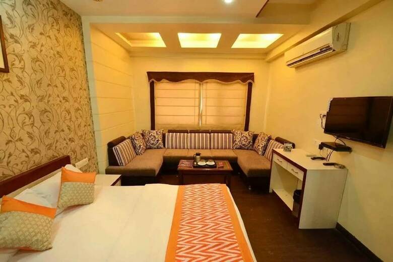 Kings Park Hotel