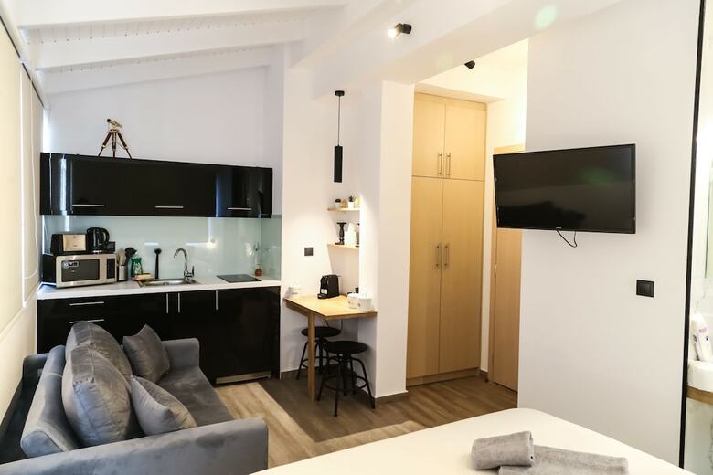 Apartamentos Triple A - Evripidou 36