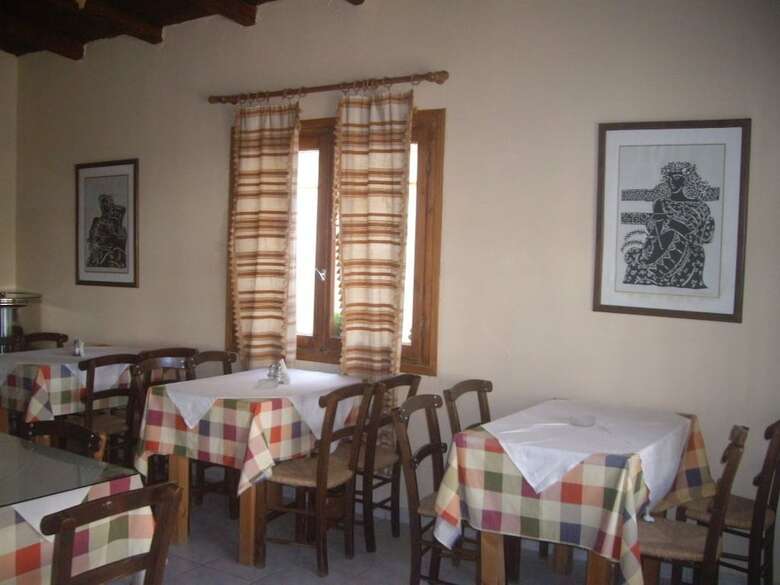Hotel Hariklia Rent Rooms