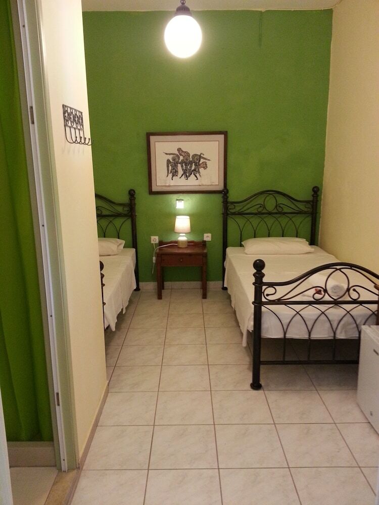 Hotel Hariklia Rent Rooms