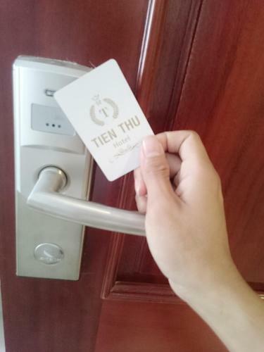 Hotel Kh�ch S?n Ti?n Thu