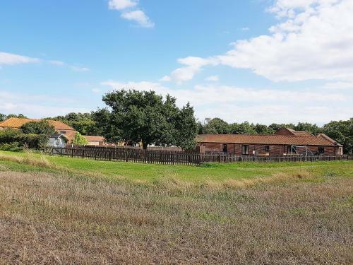 Summer House Stables