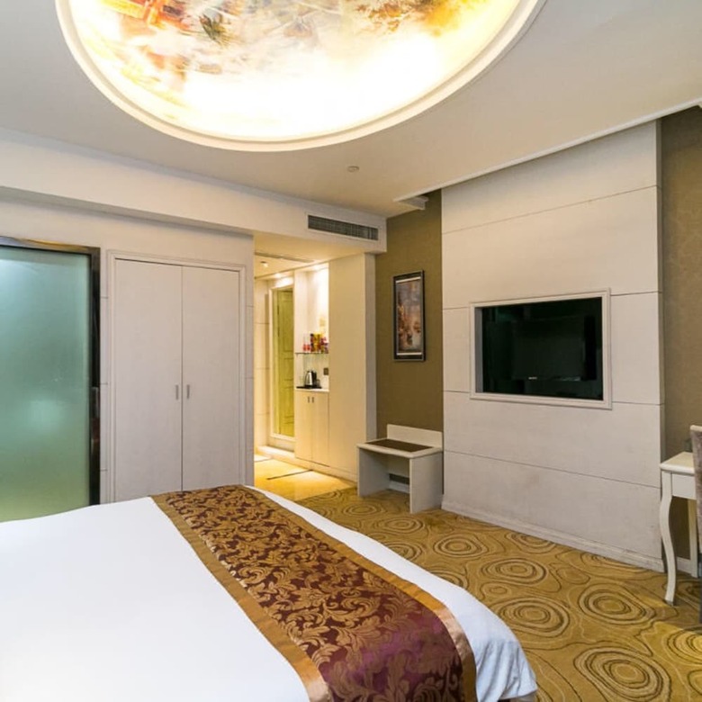 Yiwu Atlanta Regal Hotel