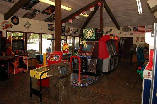 Soledad Canyon Cottage 6