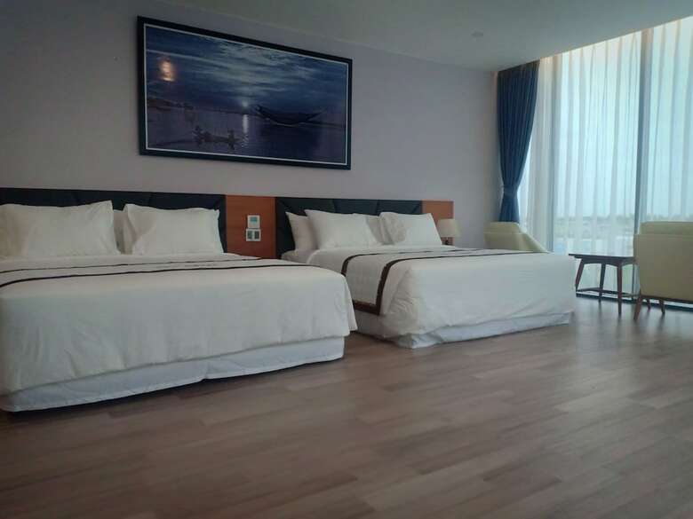 Sky Hotel