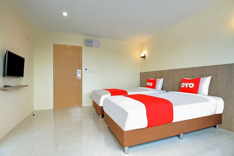 Hotel Oyo 243 The All Residence