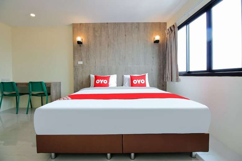 Hotel Oyo 243 The All Residence