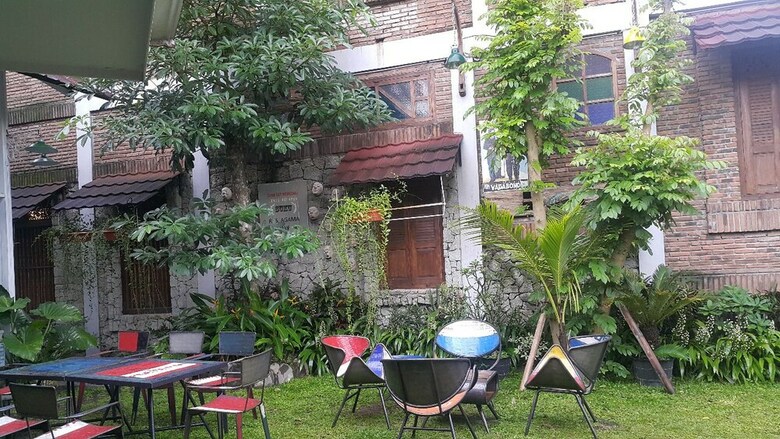 Bed & Breakfast Ndalem Bebekan Guesthouse