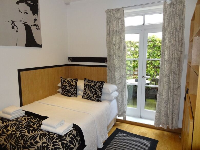 Studios 2 Let Serviced Apartments - Cartwright Gardens