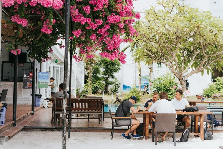 Hostal Cococha Hostel & Pool Club - Adult Only