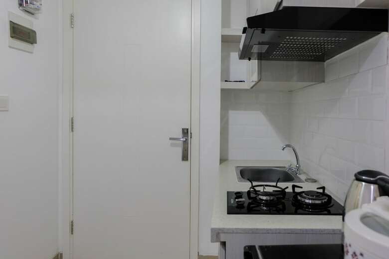 Simple Studio Room At Poris 88 Apartment