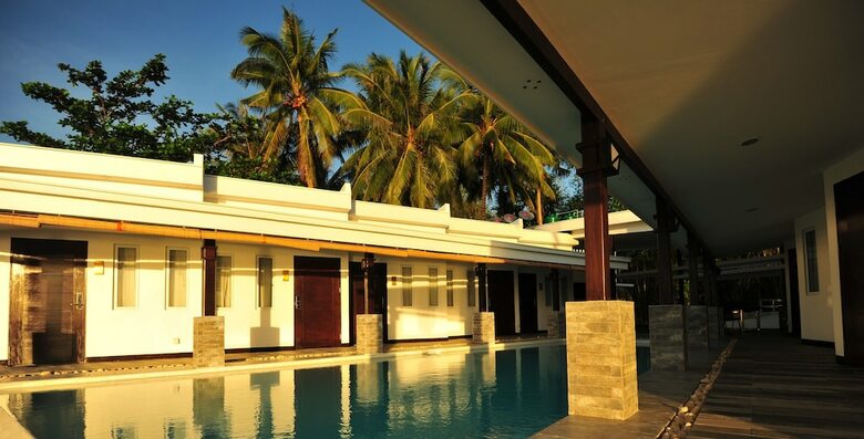 Hotel Alegria Water Front Beach House