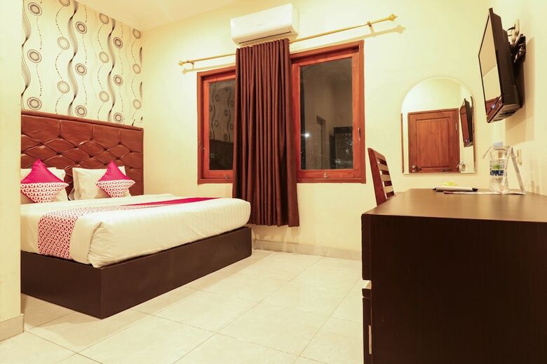 Hostal Oyo 1117 New Garuda Hotel
