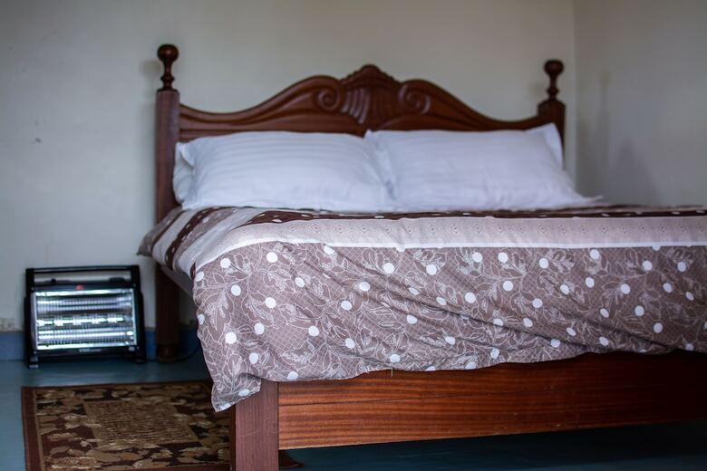 Hotel Kolol Riverside Resort