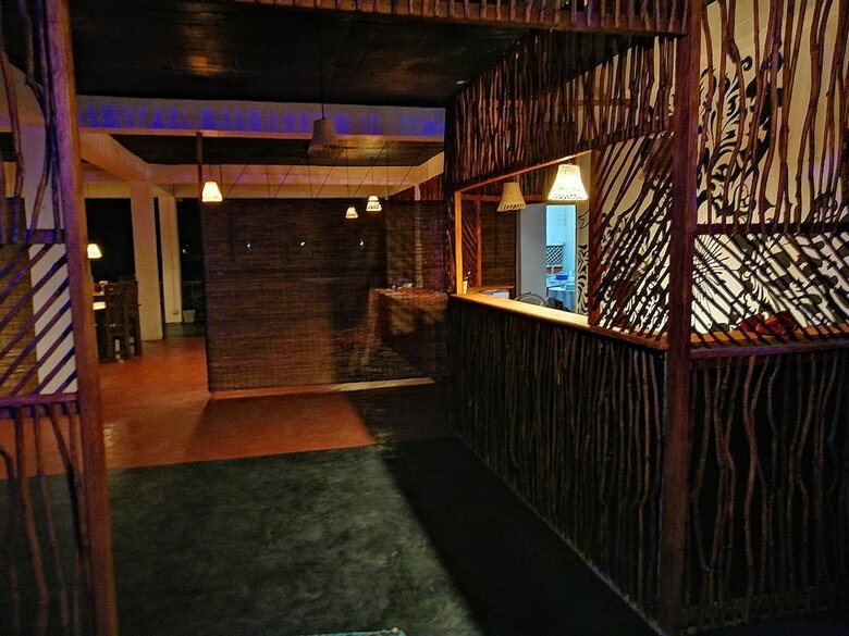 Hotel Macnara Traveller's Inn