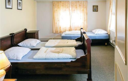 Five-bedroom Holiday Home In Beers