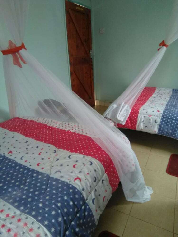 Hotel Usenge Sunset Resort