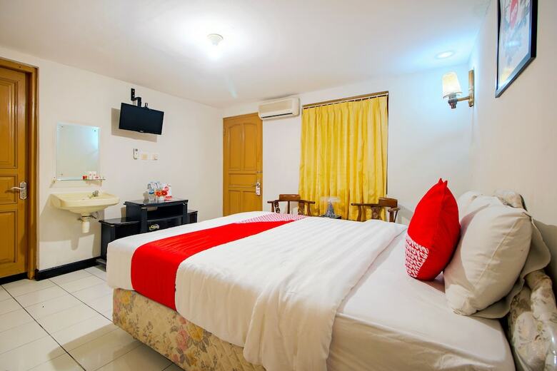 Oyo 1159 Bukit Indah Hotel & Restaurant