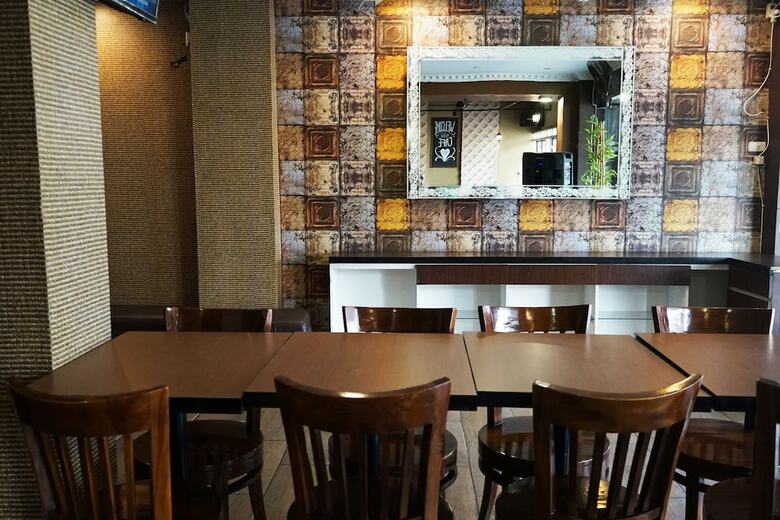 Hostal Oyo 1157 Ant Home