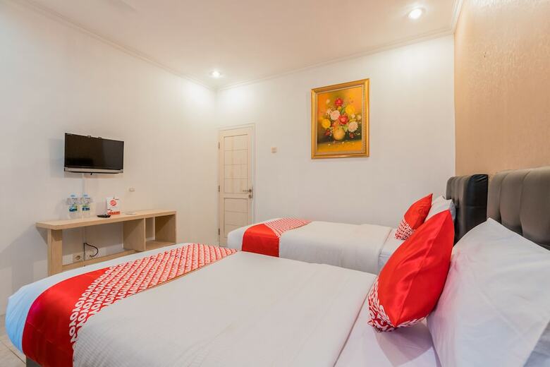 Hotel Oyo 1131 Gunung Geulis Village