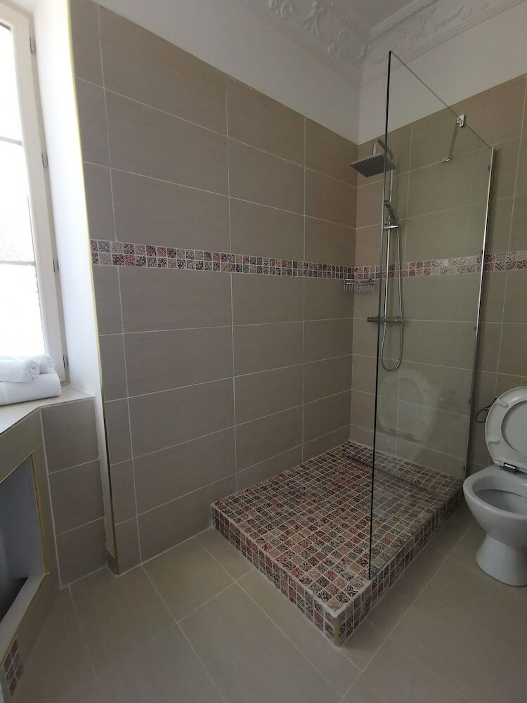 Bed & Breakfast Chateau de Saint-genix