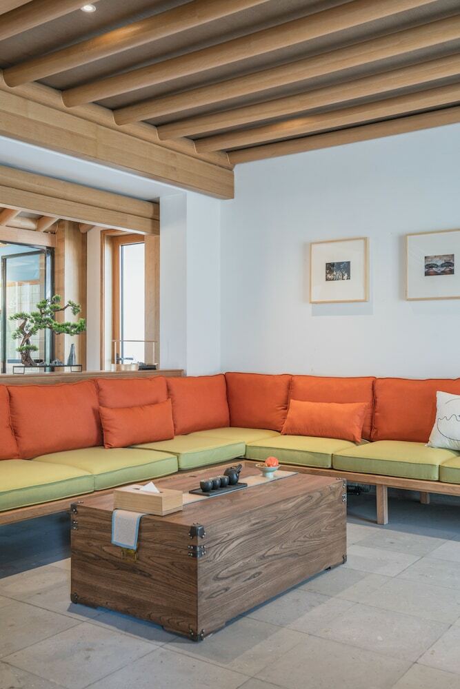 Posada By Sunny Seven