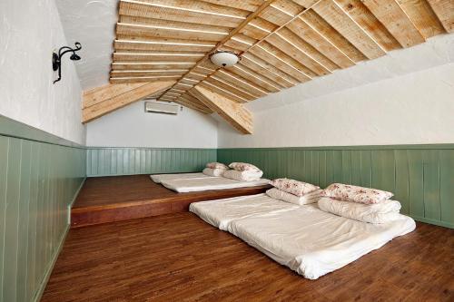 Hotel ??????