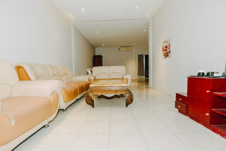 Hostal Oyo 1188 Alam Indah Lestari Hotel
