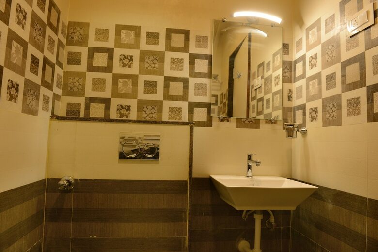 Hotel Stm Palace