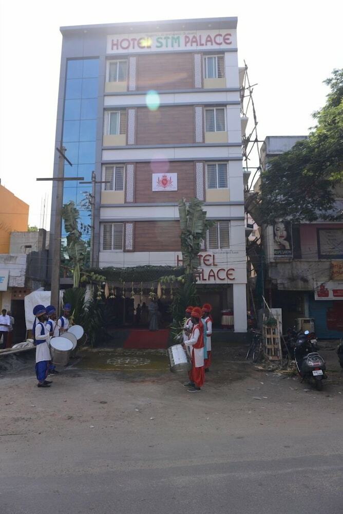 Hotel Stm Palace