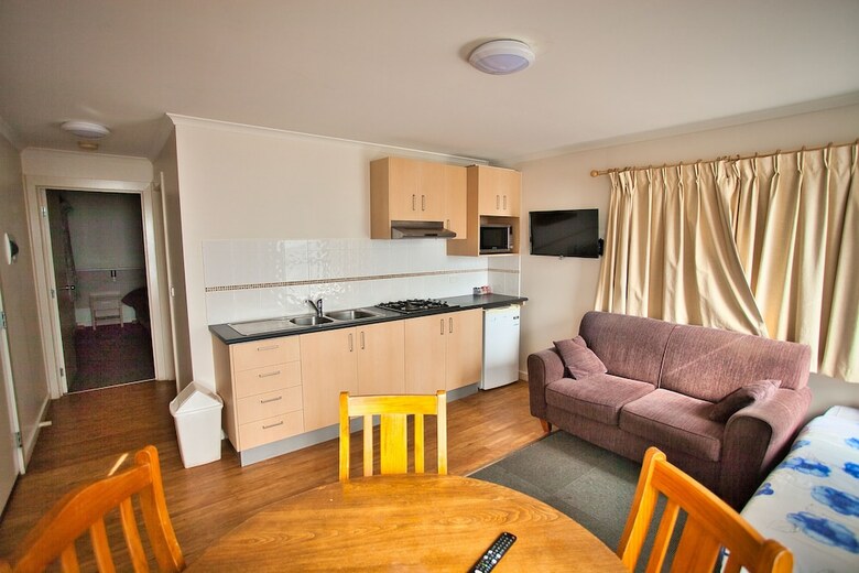Eaglehawk Holiday Park Canberra