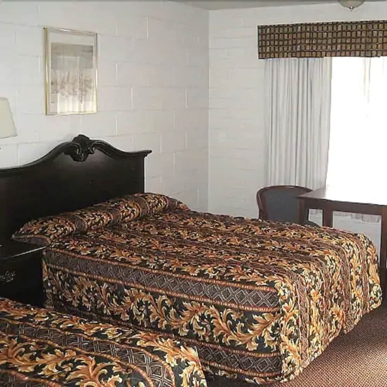 Miner's Motel