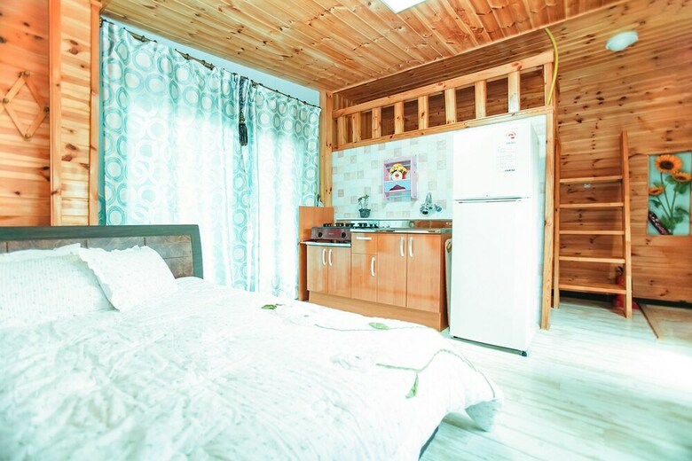 Sweet Pension Yangyang