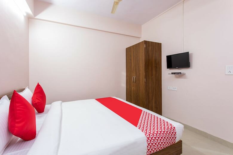 Oyo 24461 Hotel Suvidha