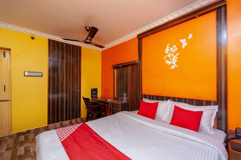 Hotel Oyo 24280 Kvs Residency