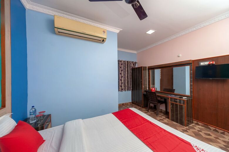 Hotel Oyo 24280 Kvs Residency