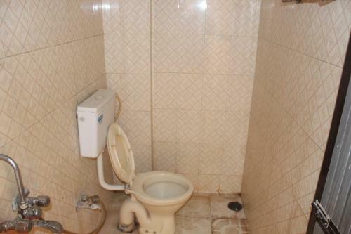 Hostal Sujit Guest House