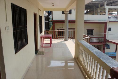Hostal Sujit Guest House