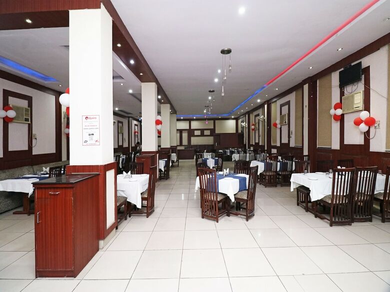 Oyo 15383 Hotel Grand Melrose