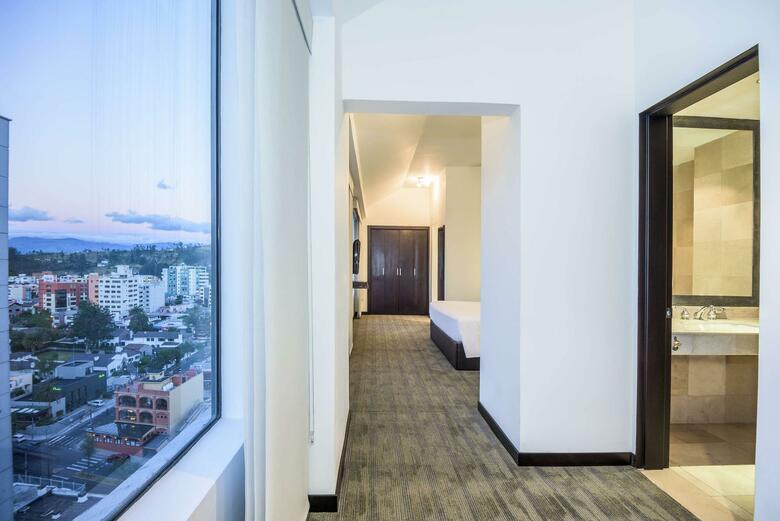 Hotel NH Collection Royal Quito