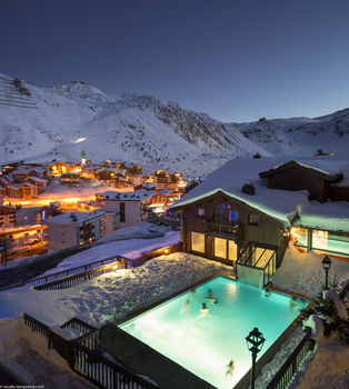 Hotel H�tel Village Montana