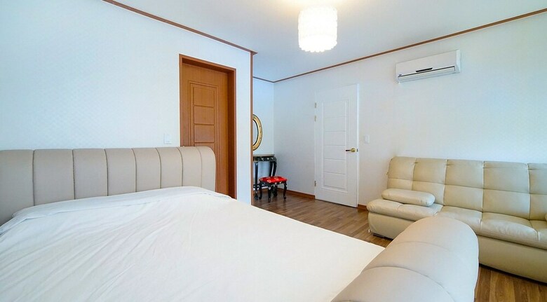 Yangyang Hillstar Pension
