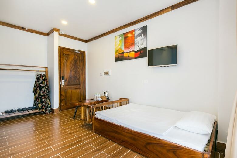 Hostal Plus Hotel