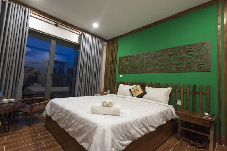 Hostal Plus Hotel