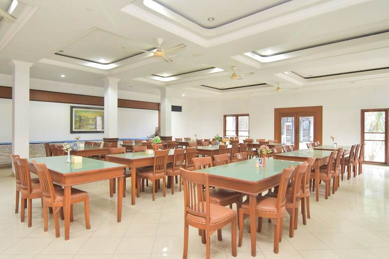 Hostal Oyo 1232 Hotel Basra