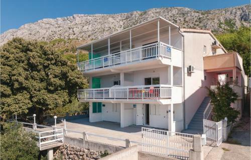 Two-bedroom Apartment In Stanici