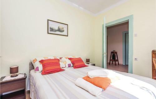 Two-bedroom Apartment In Zlobin