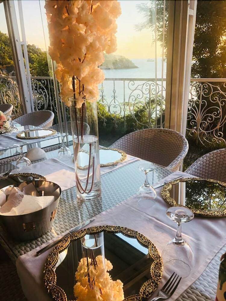 Hotel Bab-i Zer Konaklama Ve Restoran